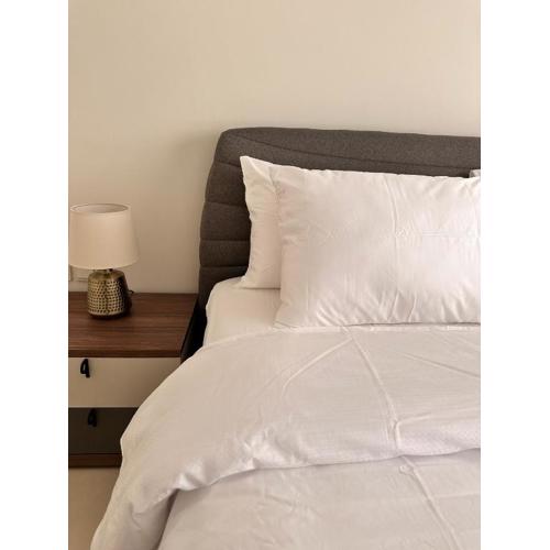 City Gem - 1 Bedroom, 3 Beds