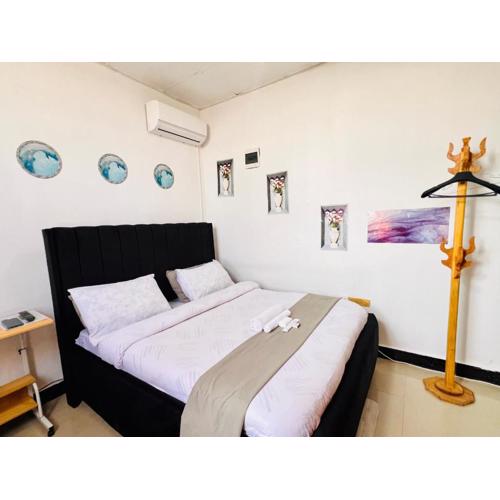 City studio apartment Free WiFi