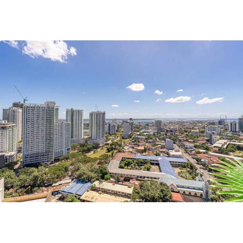 Cityscape Grand Tower-across from Hotel Elizabeth