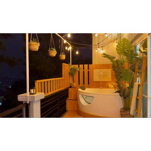 Cityview Home with Outdoor Jacuzzi