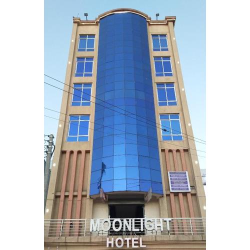 Claire de Lune Moonlight Hotel