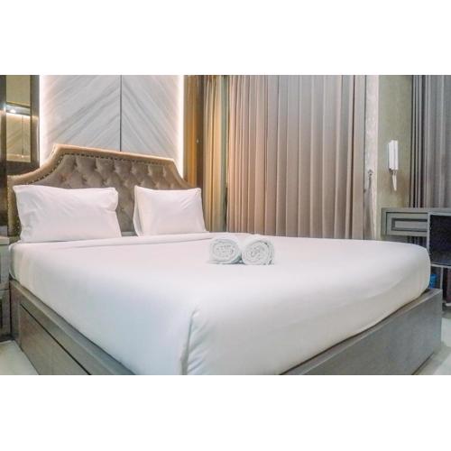 Classic Studio Room Apartment at Taman Melati Surabaya By Travelio