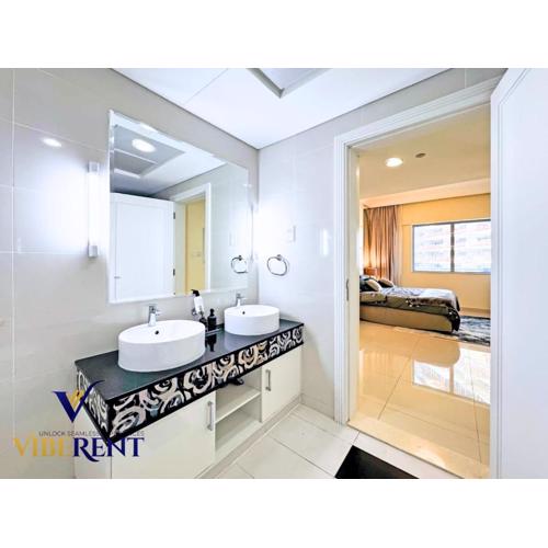 Classy 1BHK Mall Burj Khalifa