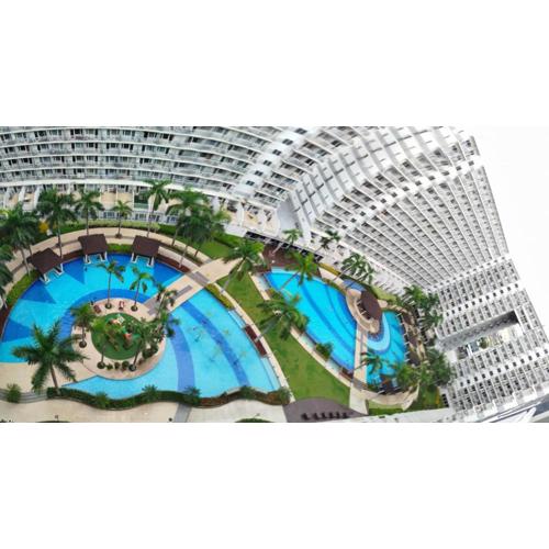 Classy and Cozy Staycation near MOA