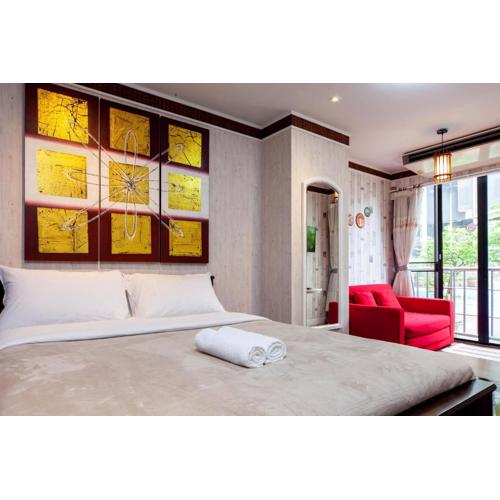 Clean Comfy Cozy easy to go Siam Paragon and Chatuchak Market