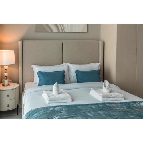 Clever Guest 021 Condor Marina Star