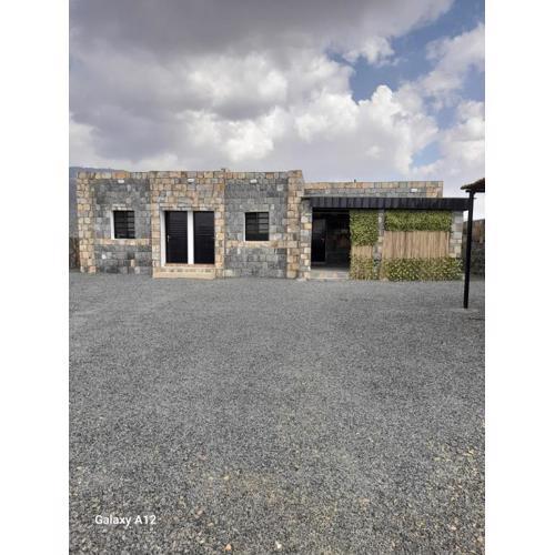 Cloud housing jabal shams