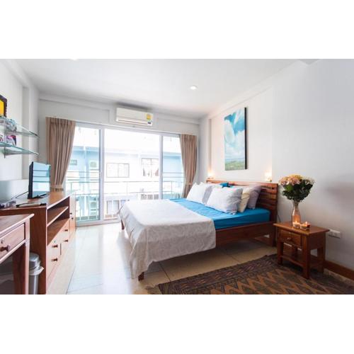 Cloud no 5 Generous space Green n Quiet Heart BKK