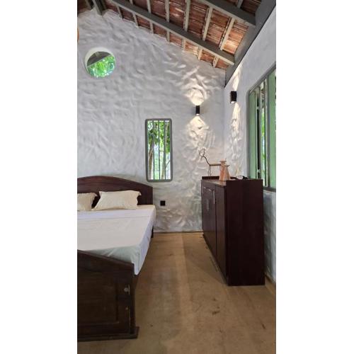 Clove Estate - A Quiet Living