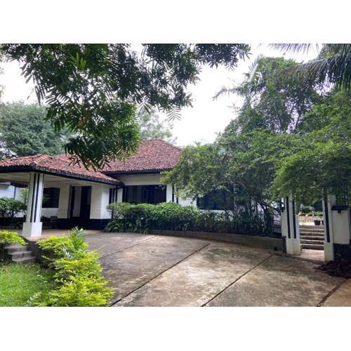 Clover Grange Home Stay