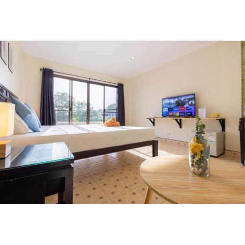 Club22 Kamala Suites, Kamala Beach