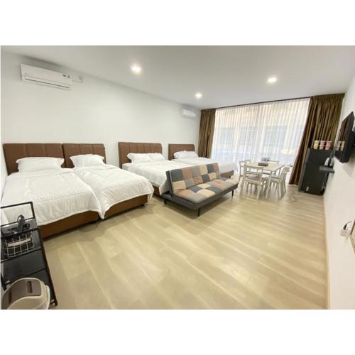 CN Homestay A1 Floor 1 at Nagoya Hill Mall