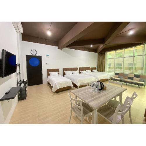 CN Homestay C2 Floor 3 at Nagoya Hill Mall