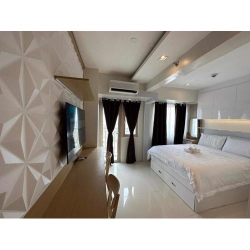 Coast Residences Penthouse with skyline and manila bay view