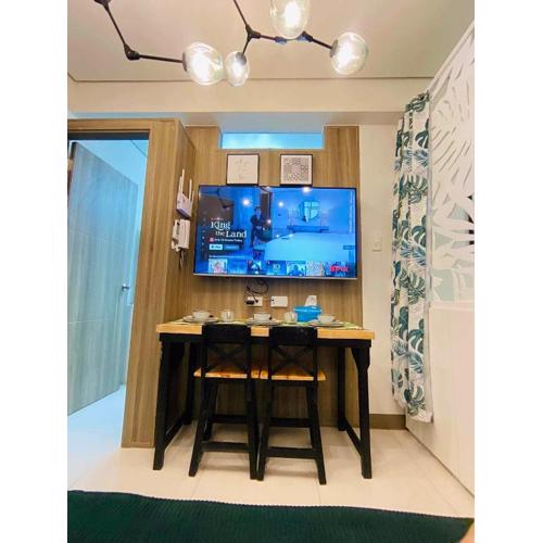 Coast Stay by J 41st floor Penthouse