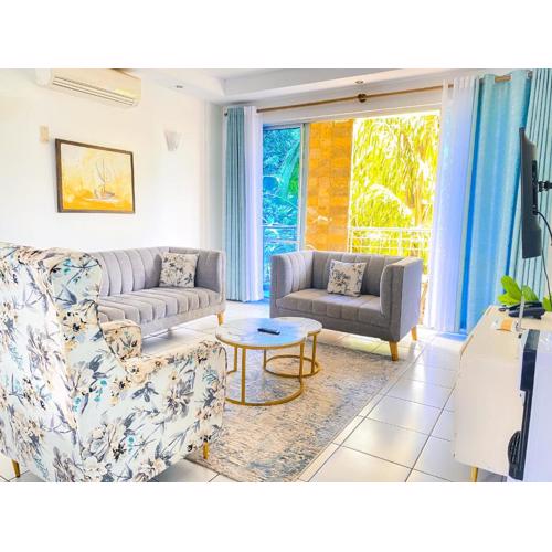 Coastal nook 2 bedroom beach flat , Lido