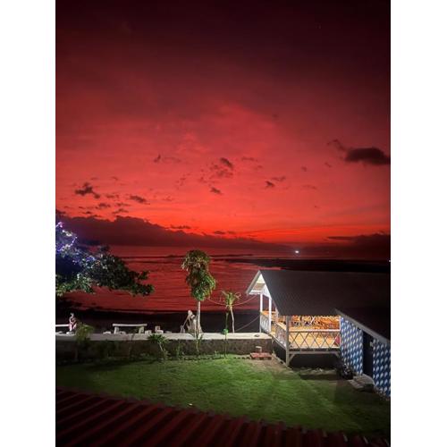 Cobblestone Surf House