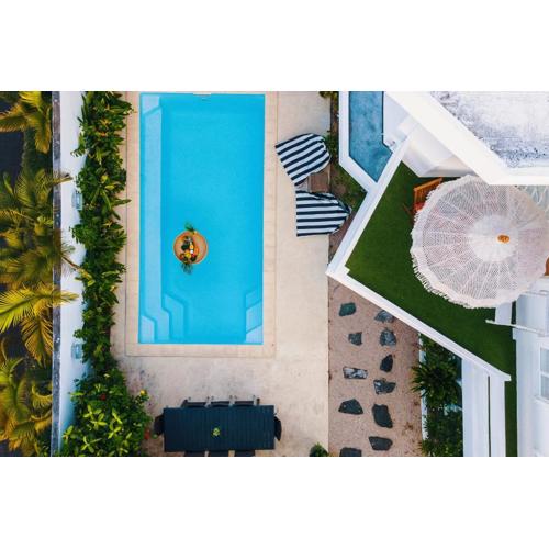 Coco Beach I - Seaside Home , Pool , Beach at 200 meters