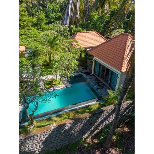 Coco Garden Pool Villas