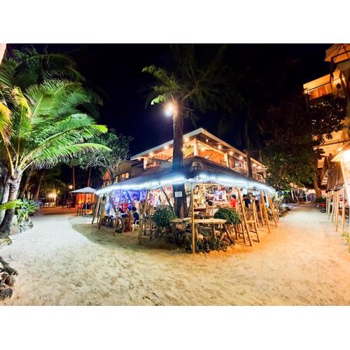 Cocoloco Beach Resort