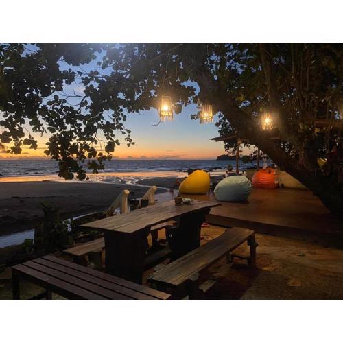 Coconut Lanta Resort @Klong Dow beach