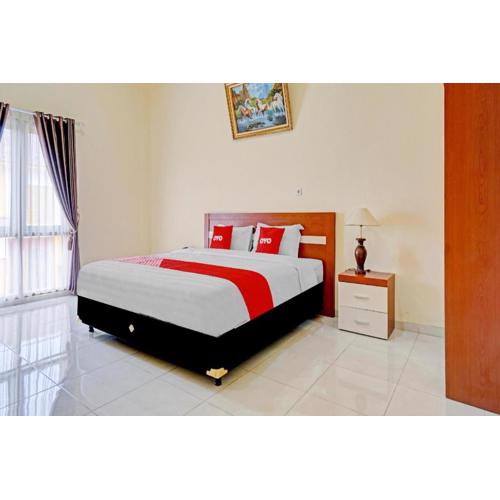 Collection O 90693 ORCHID EDOTEL Boyolangu