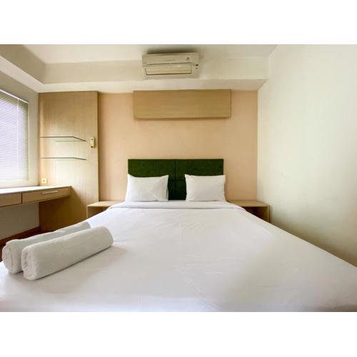 Comfort 2BR at 6th Floor Metropark Condominium Jababeka Apartment By Travelio