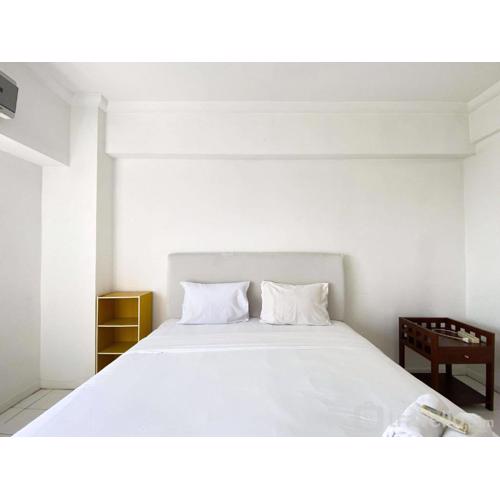 Comfort 2BR at Bona Vista Apartment By Travelio