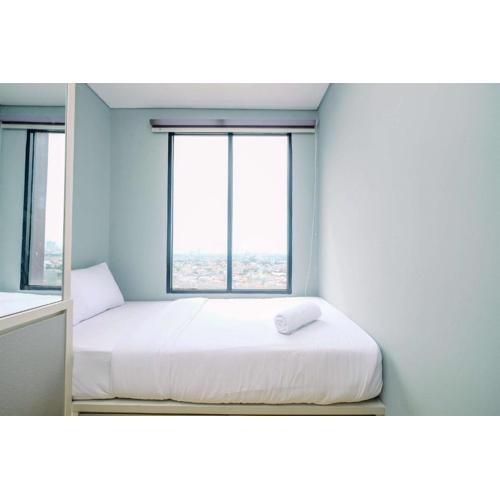 Comfort 2BR at Kebayoran Icon Apartment By Travelio