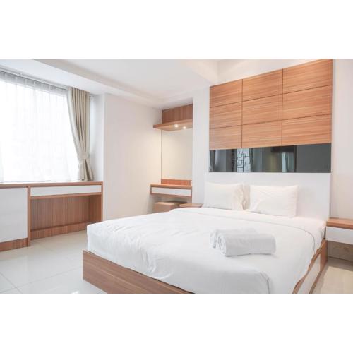 Comfort 2BR at The Mansion Kemayoran Apartment By Travelio