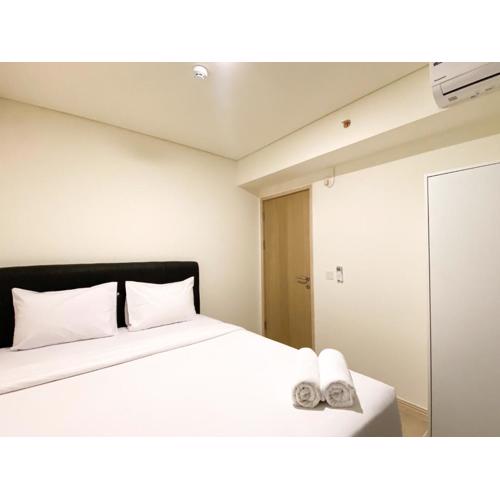 Comfort 2BR Meikarta Apartment By Travelio