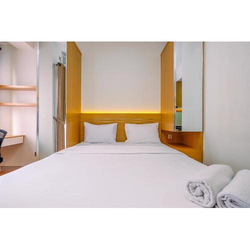 Comfort and Best Deal Studio Room Transpark Cibubur Apartment By Travelio
