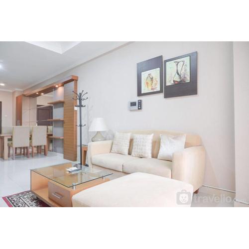 Comfort and Simply Look 1BR at Bellezza Apartment By Travelio
