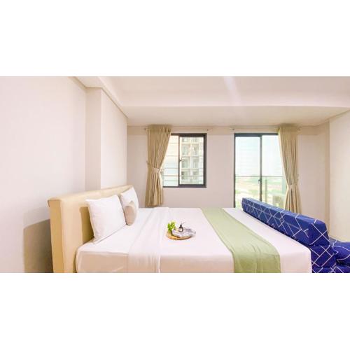 Comfort and Simply Look Studio Daan Mogot City Apartment By Travelio