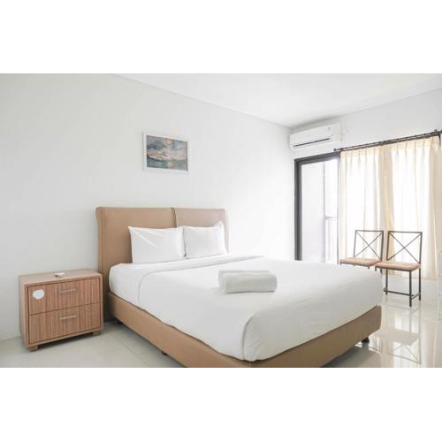 Comfort and Simply Studio Tamansari Semanggi Apartment By Travelio