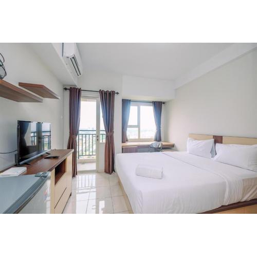 Comfort Living Studio at Margonda Residence 5 Apartment By Travelio