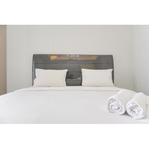 Comfort Stay 2BR Apartment M-Town Residence By Travelio