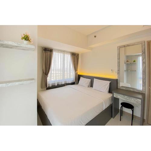 Comfort Stay 2BR at 16th Floor Tokyo Riverside PIK 2 Apartment By Travelio