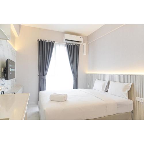 Comfort Stay Studio Sky House Alam Sutera near IKEA Apartment By Travelio