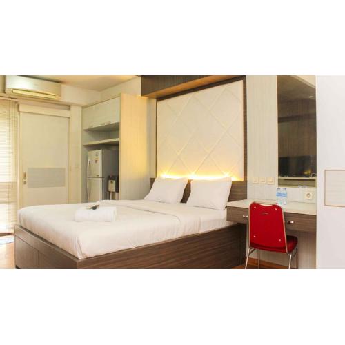 Comfort Studio Apartment at Metropark Condominium Jababeka By Travelio