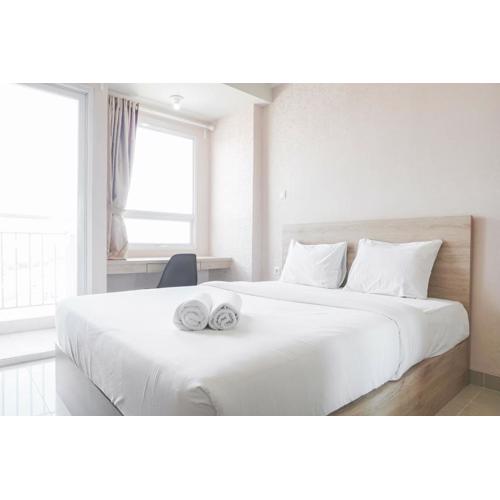 Comfortable and Cozy Studio (No Kitchen) Apartment at Mustika Golf Residence By Travelio