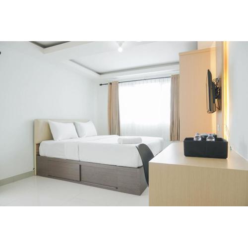 Comfortable and Homey Studio at Amethyst Apartment By Travelio