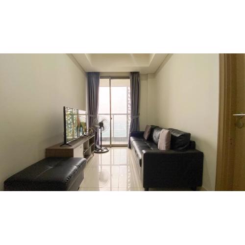 Comfortable and Minimalist 2BR at Gold Coast Apartment By Travelio