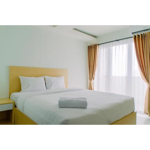 Comfortable and Minimalist Studio at Amethyst Apartment By Travelio