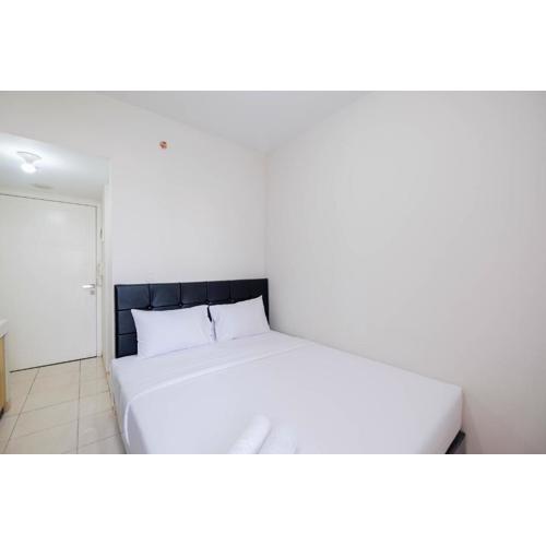 Comfortable Springlake Summarecon Studio Apartment near Mall By Travelio