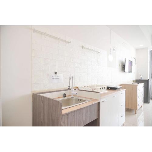 Comfortable Studio at Harco Mangga Besar Apartment By Travelio