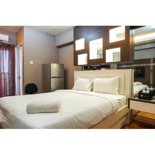 Comfortable Studio @ Green Bay Pluit Apartment By Travelio