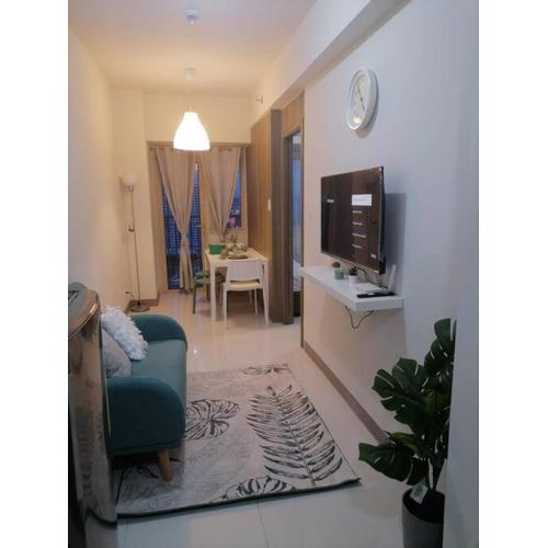 Comfy 1BR Coast Residences Condo Near CCP PICC + Manila Bay view