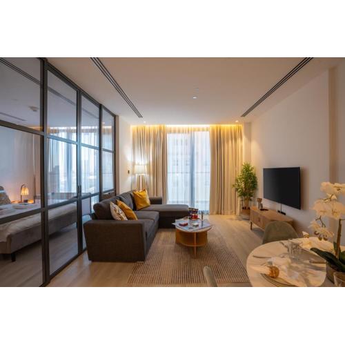 Comfy 1BR w Cinema Room Business Centre Pool Table and Sauna