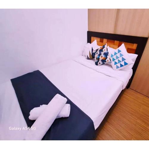 Comfy 1BR with Pool View and Wi-Fi in Grace Res Taguig City